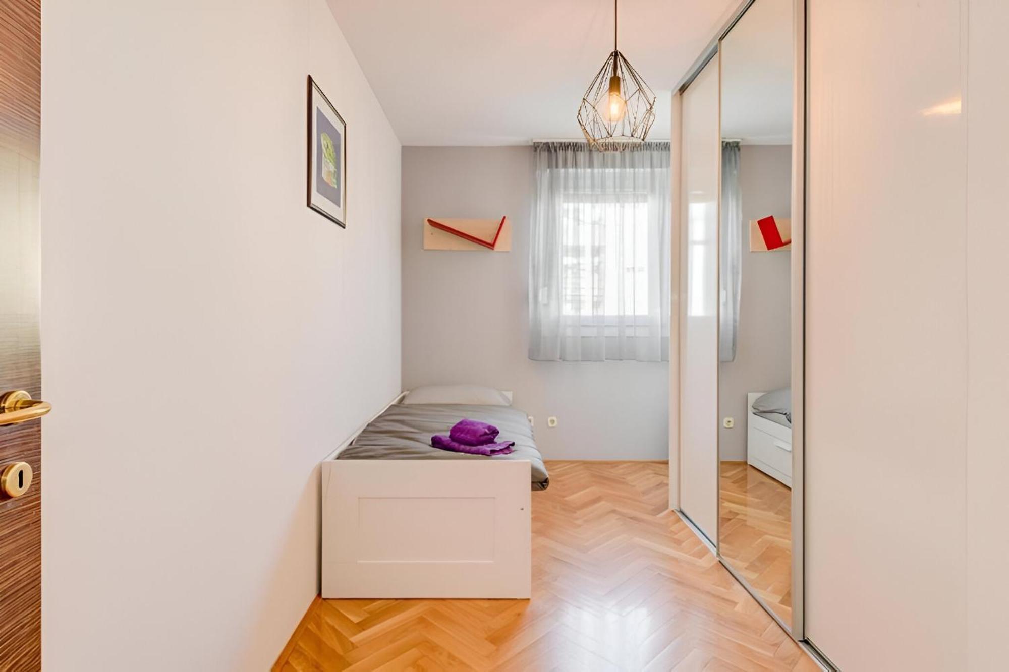Seascape Apartment Split Exterior photo